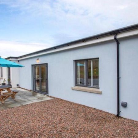 Josies Place At Waters Edge Self Catering Apartment Glenarm Exterior photo